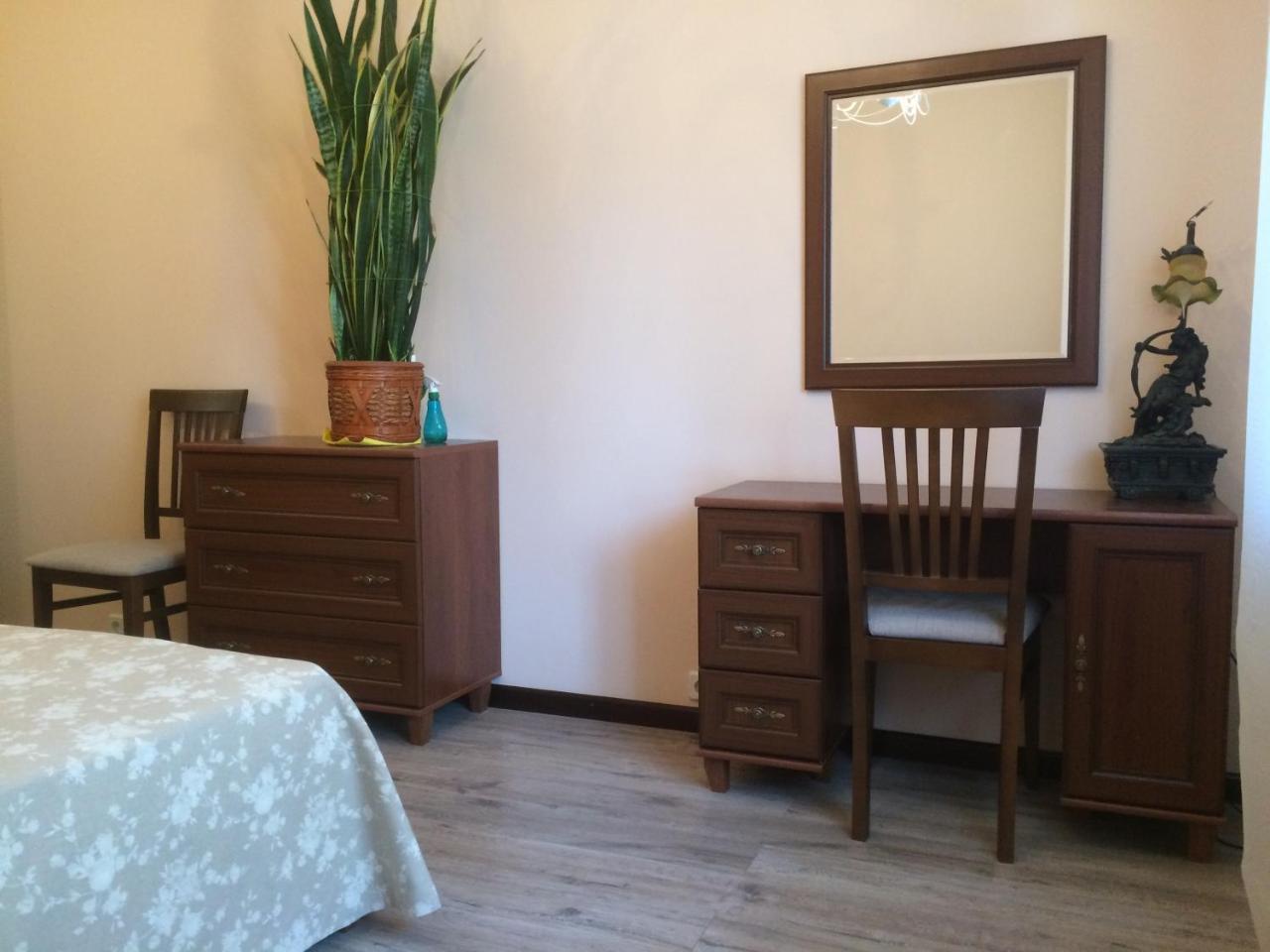 1Br Apartment In The Old City Center Киев Экстерьер фото