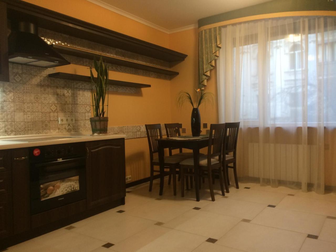 1Br Apartment In The Old City Center Киев Экстерьер фото