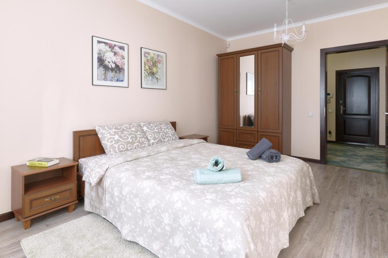 1Br Apartment In The Old City Center Киев Экстерьер фото